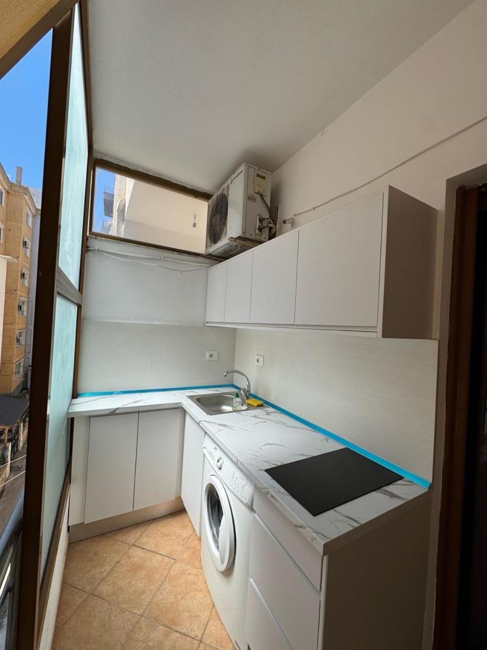 Villa 151 Sarande Bagian luar foto