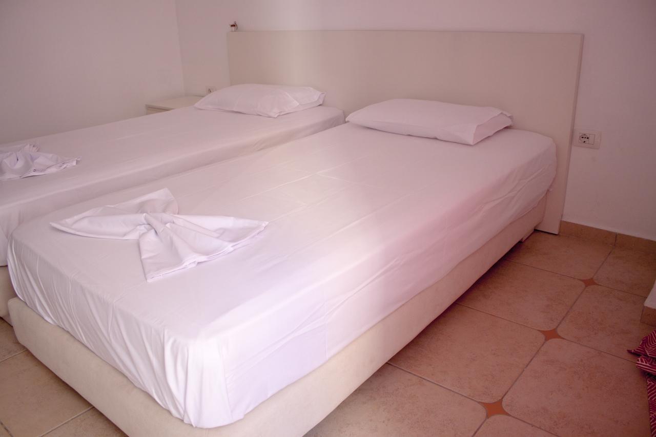 Villa 151 Sarande Bagian luar foto